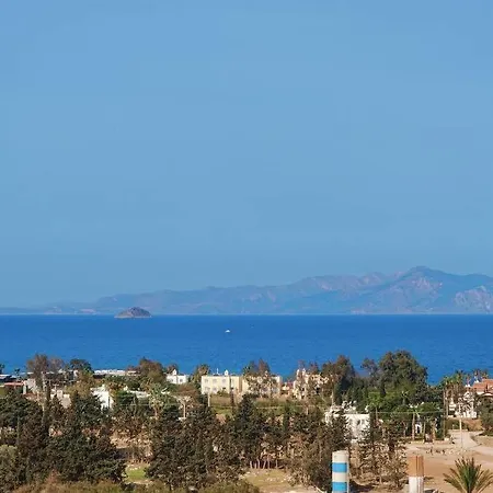 Panoramik Doga Ve Deniz Manzarasina Sahip 3+1 Apartment *